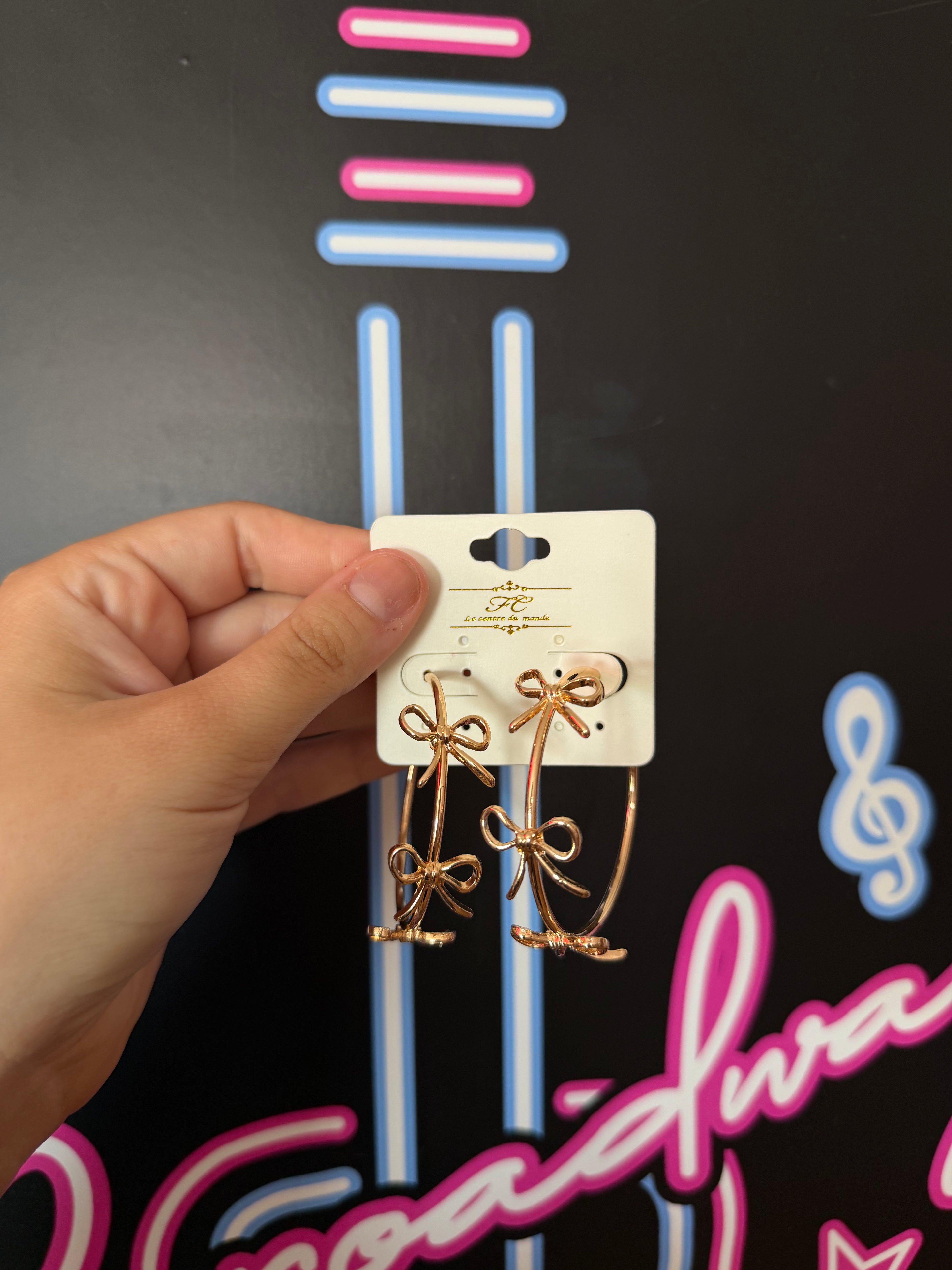 Bow Dangles